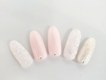 ビーケア 自由が丘店(B.care)/フラワーネイル￥6480