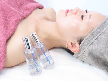 クロス(Xcross)の写真/【エリア希少】お肌のハリ・ツヤUPに『ララピール』ニキビケア・シミケアには『セラピール』がおすすめ