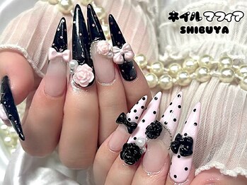 ネイルマフィア 渋谷(NAIL MAFIA)の写真/≪洗練されたシンプル可愛いデザインがいっぱい≫シンプルだけど存在感があるデザインで指先を彩る♪