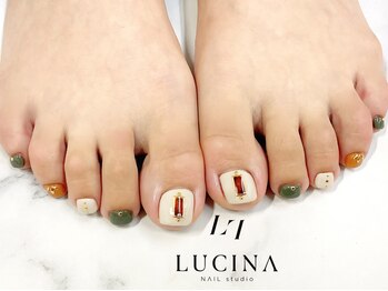 ネイルスタジオ ルキナ(LUCINA)/c-387 秋色フットネイル