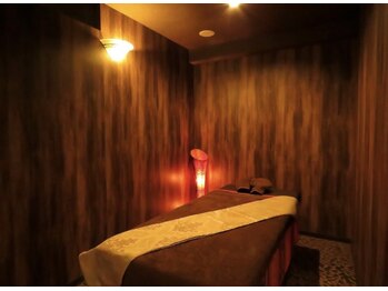 アジアンリラクゼーション ヴィラ 磐田店(asian relaxation villa)の写真/【当日予約OK】非日常空間で味わう贅沢時間と高技術☆入り口に入った瞬間、上質なアジアンリゾート感覚に♪
