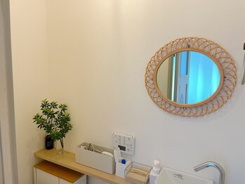 ミニュイ(minuit)/化粧室には