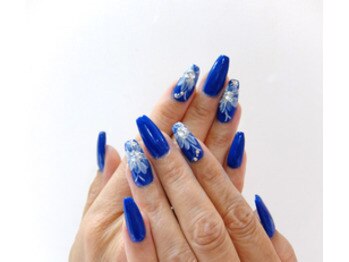 ネイルサロンミキ 横浜(MIKI)/成人式着物和装ネイルホワイト花