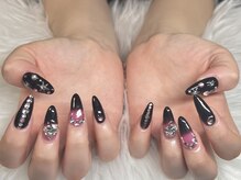 クイーンネイル(Queen Nail)