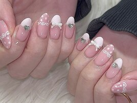 ドット × レース