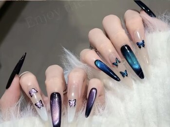 ミュウミュウ(miumiu)/冬限定ネイル特集