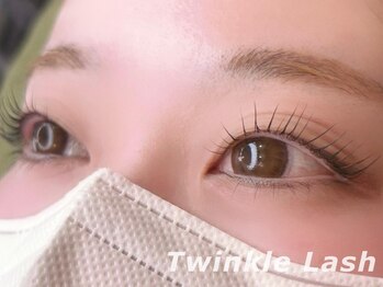 ティンクルラッシュ(Twinkle lash)の写真/当店イチオシ≪ケア×まつげパーマ≫が叶うコスメリフト♪立ち上げ～カールまでデザインも豊富◎モチも◎