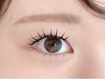 クレアラルーチェ 大牟田店(Crea la Luce)の写真/ナチュラルEYE★フラットラッシュ【100本まで¥4500/120本¥5600/付放¥6200】密着度が高いから持続力UP♪