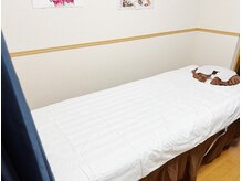 癒しの森の雰囲気（ベッド　体当たりのいいベッドです。）