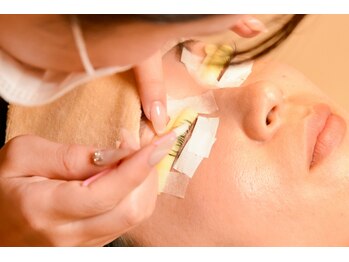 ムク(MUKU)の写真/5週間後も施術直後のカールを実感できるコスパ最強まつ毛パーマ◎