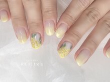 リッシュ トロワ(RICHE trois)/春先取り！ミモザネイル♪