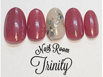 ネイルルーム トリニティ(Nail Room Trinity)/150種類以上選べるアート付