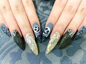 バンキッシュ(Vanquish)/ハロウィン