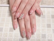 ココ ネイル(Coco Nail)/ビジュー埋め尽くしネイル