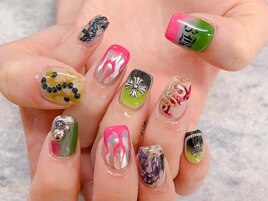 海外ネイル個性