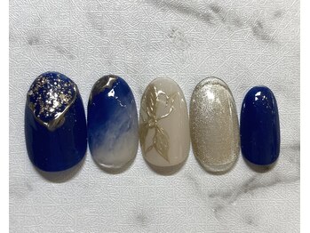 アミュレット(AMULET)/11月定額　6600円(税込)