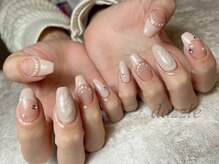 ダズル(dazzle)/ピンク×量産型ネイル