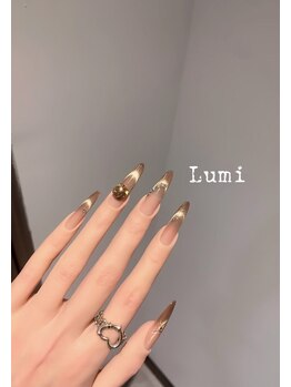 ルミネイル 大宮東口店(Lumi Nail)/ブラウングラデ ビジユ