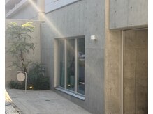 ユルピラティス 南青山 表参道(YUL Pilates)の雰囲気(外観も内観もおしゃれで、自分時間がさらに癒しのひとときに)