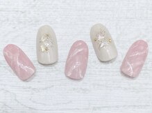 ビーネイルズ(BeNails)/定額ゴージャスコース11,000円