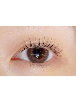 ナチュラル上品な目元にしたい