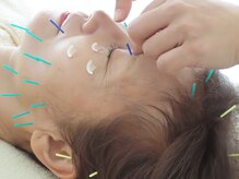 たるみ・小顔・リフトアップ・くすみ。悩みに応じてコースを選択