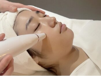 ハイケア グラン ギンザ(HYCARE GRAND GINZA)の写真/【40代以上の方必見】エステ歴48年のノウハウを詰め込んで誕生《細胞美容》変化の速効性に驚愕！最新エステ