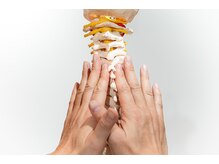 リチカ(RITICA)/脊柱歪みを改竄して神経を回復