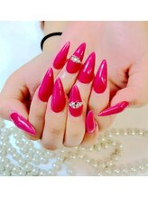 ビューティーアップ 池袋(Beauty Up)/赤ネイル★スカルプ¥12,000