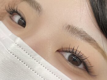 アイラッシュ フラフィー(fluffy)/ワンホンマツエク