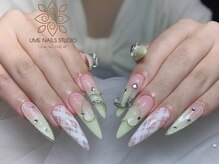 ウメネイルスタジオ(UME NAIL STUDIO)/長さだしやり放題×つけ放題