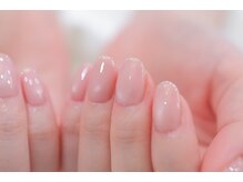 エルヴィア(ELVIA)の雰囲気（白とゴールドを基調とした、非日常が広がる上品な癒し空間。）