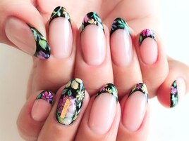 お客様ネイル　アートフレンチ