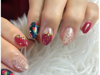 エムシーベル(m.c bell)/いちごネイル