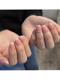 パールグラデーションネイル