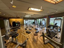 シー バイ ボニーズ(SHE by boneedz)の雰囲気（本格的なマシン導入で効果的なトレーニング♪）