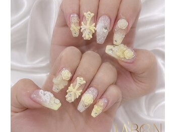 ラボン(LABON)の写真/モダンな上質空間でゆったり施術★丁寧なカウンセリングと明朗会計で、ネイル初心者様も安心♪自爪ケアも◎