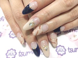 秋はネイビーを取り入れて◎