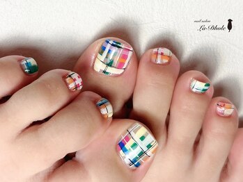ラドール(La Dhole)/チェック柄ネイル