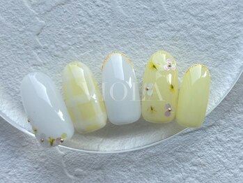 ヴィオラ(VIOLA)/チェック/春ネイル/ホロフラワー