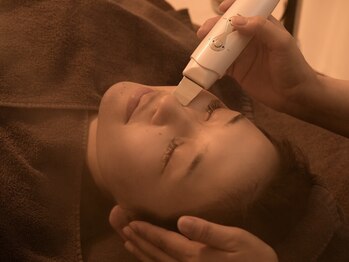 ミコ(Mico)の写真/ニキビケア/角栓/黒ずみ/開き毛穴/たるみ毛穴...根本から肌質を改善し、透明感溢れる毛穴レス肌に◎