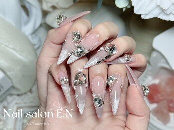 エン(E.N)/チップジェルスカルプ付け放題