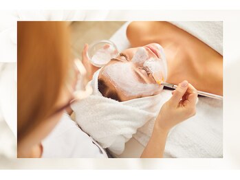 1002(トウフ)の写真/【今も10年後も、より美しく*】緩んだフェイスラインもすっきり♪話題の韓国最新肌管理で若々しい印象に