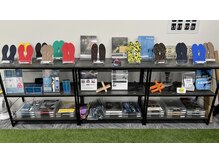 ライズフィジオ 尾張旭店(RISE PHYSIO)の雰囲気（豊富なインソールとトレーニンググッズ＆ケア商品を揃えています）