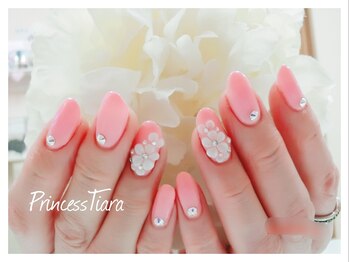 グランチュール(Grantulle)/エンボスネイル