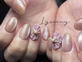 リライヴィー(Lyreivy)/3Dフラワーネイル