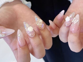 ジューシーネイル 天神店(Juicy nail)の写真/【スカルプやり放題¥12500～♪】美しいフォルムにファン多数！満足度◎ワンランク上の"魅せる"指先へ…☆
