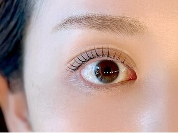 ヒアメリー(Here MERRY)の写真/《理想の目元に》一重/奥二重/腫れぼったい目/毛が短い方もしっかりと上がる！まつげパーマ¥8980 → ¥5980