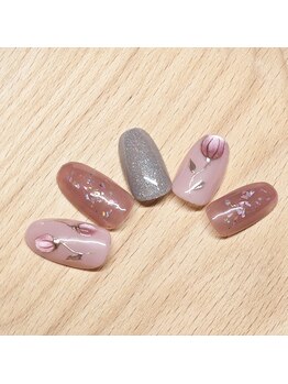 チューリップネイル