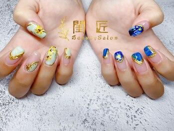 閨匠ビューティサロン 上野店/ゴッホ《星月夜》《ひまわり》